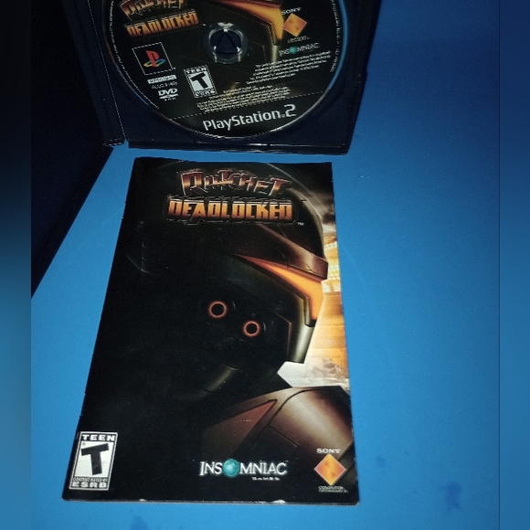 Ratchet Deadlocked PS2 Video Game Sony PlayStation 2 2005 CIB Insomniac Games - Picture 4 of 16